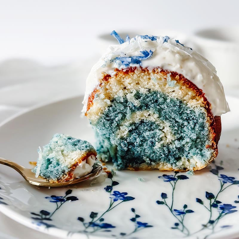 Suncore Foods Aqua Blue Spirulina & Blue Butterfly Pea Marbled Loaf Cake