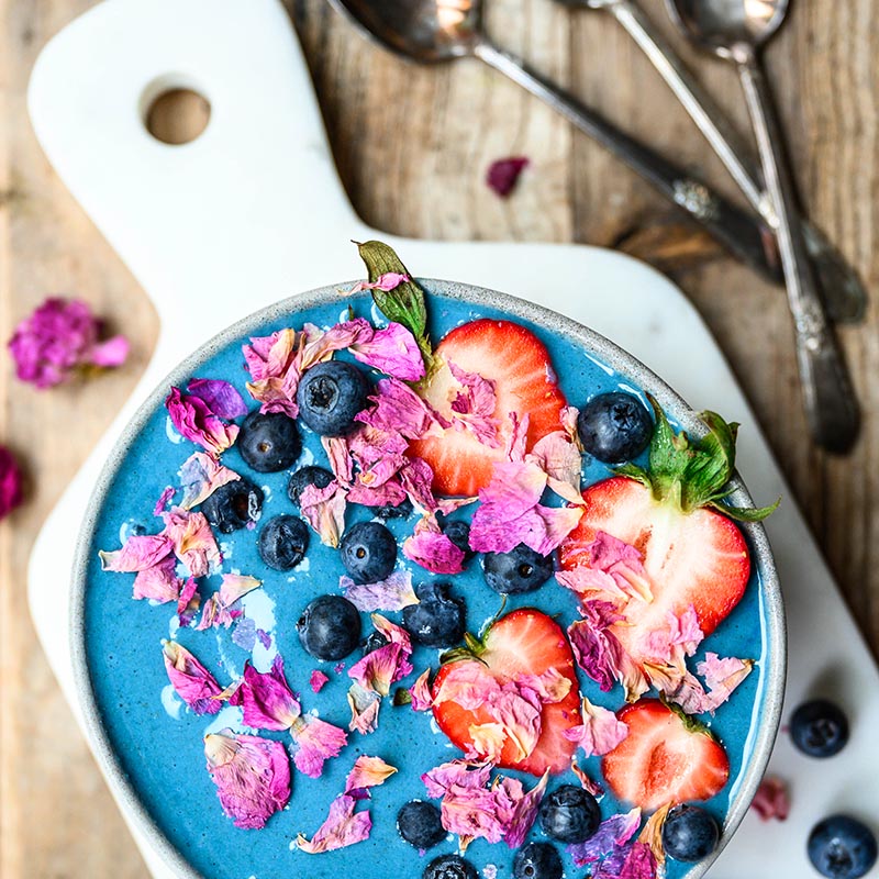 Suncore Foods Blue Spirulina Smoothie Bowl