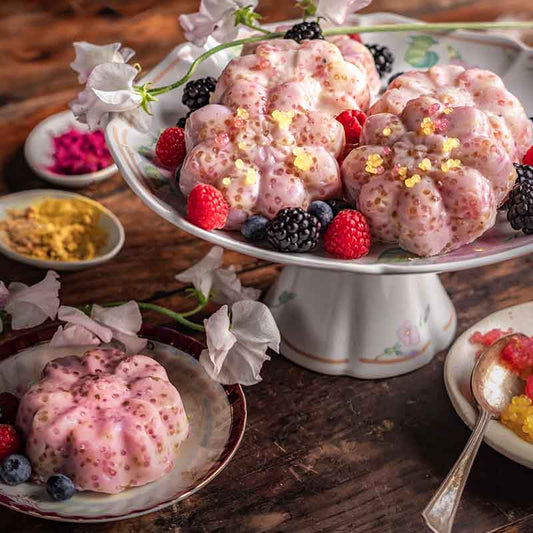 Suncore Foods Kue Jentik Manis (Mung Bean Flour Cake with Tapioca Pearls)