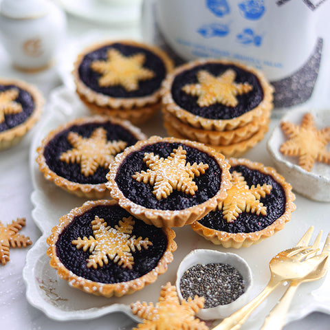 Mini Blueberry Pie with Blueberry Chia Jam