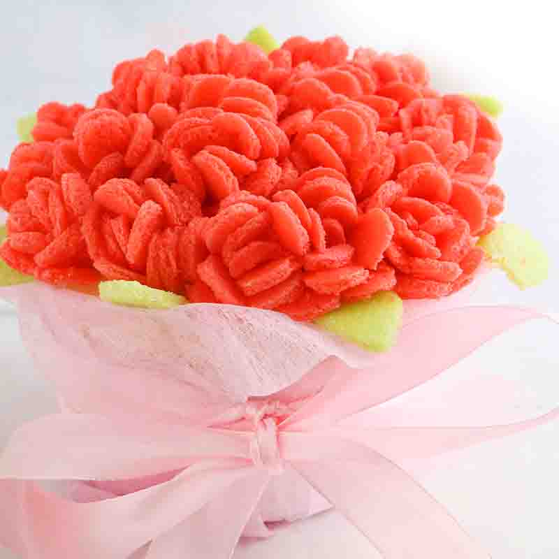 Suncore Foods Blooming Hearts Sponge Cake Bouquet