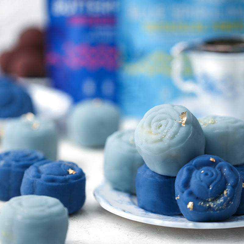 Suncore Foods Tiffany Rosette Mooncake with Vanilla & Chocolate Mung Bean Filling 
