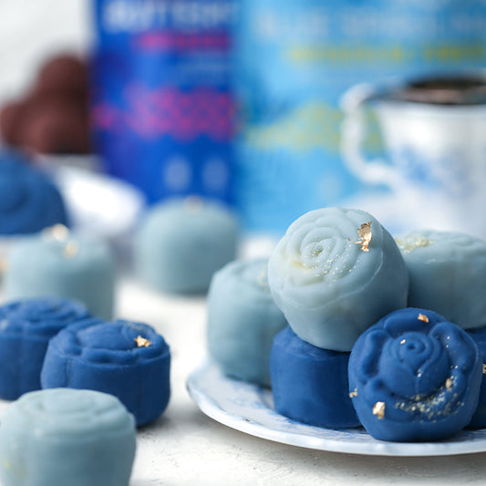 Suncore Foods Tiffany Rosette Mooncake with Vanilla & Chocolate Mung Bean Filling 